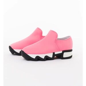 Chic Women's Light Pink Slip-On Sneakers comes with dust bag- box 60